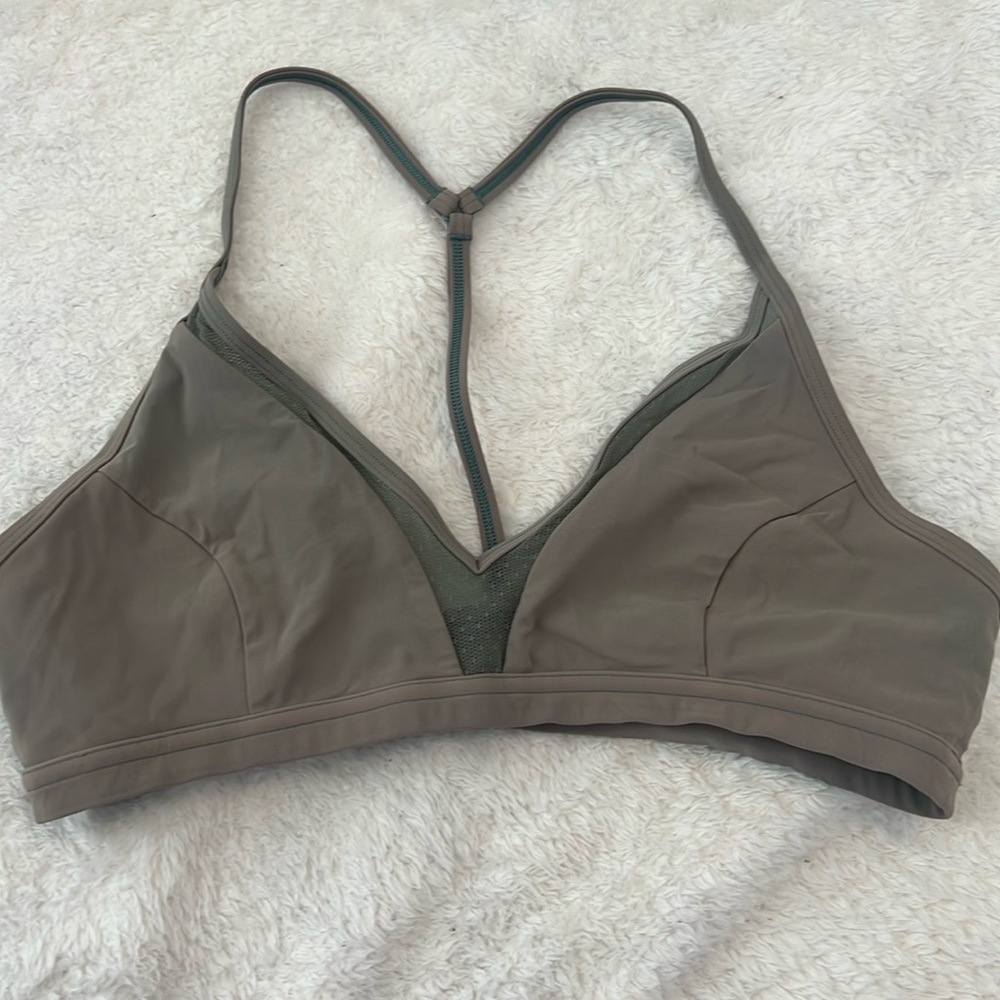 Pretty Grey Lululemon Sports Bra